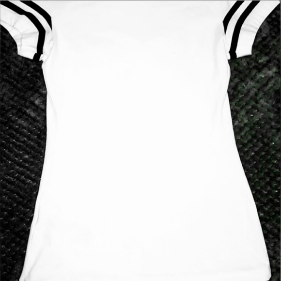 NWOT Guess Shirt - Picture 2 of 3